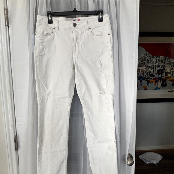 CAbi - White High Slim distressed jeans - Picture 2 of 7